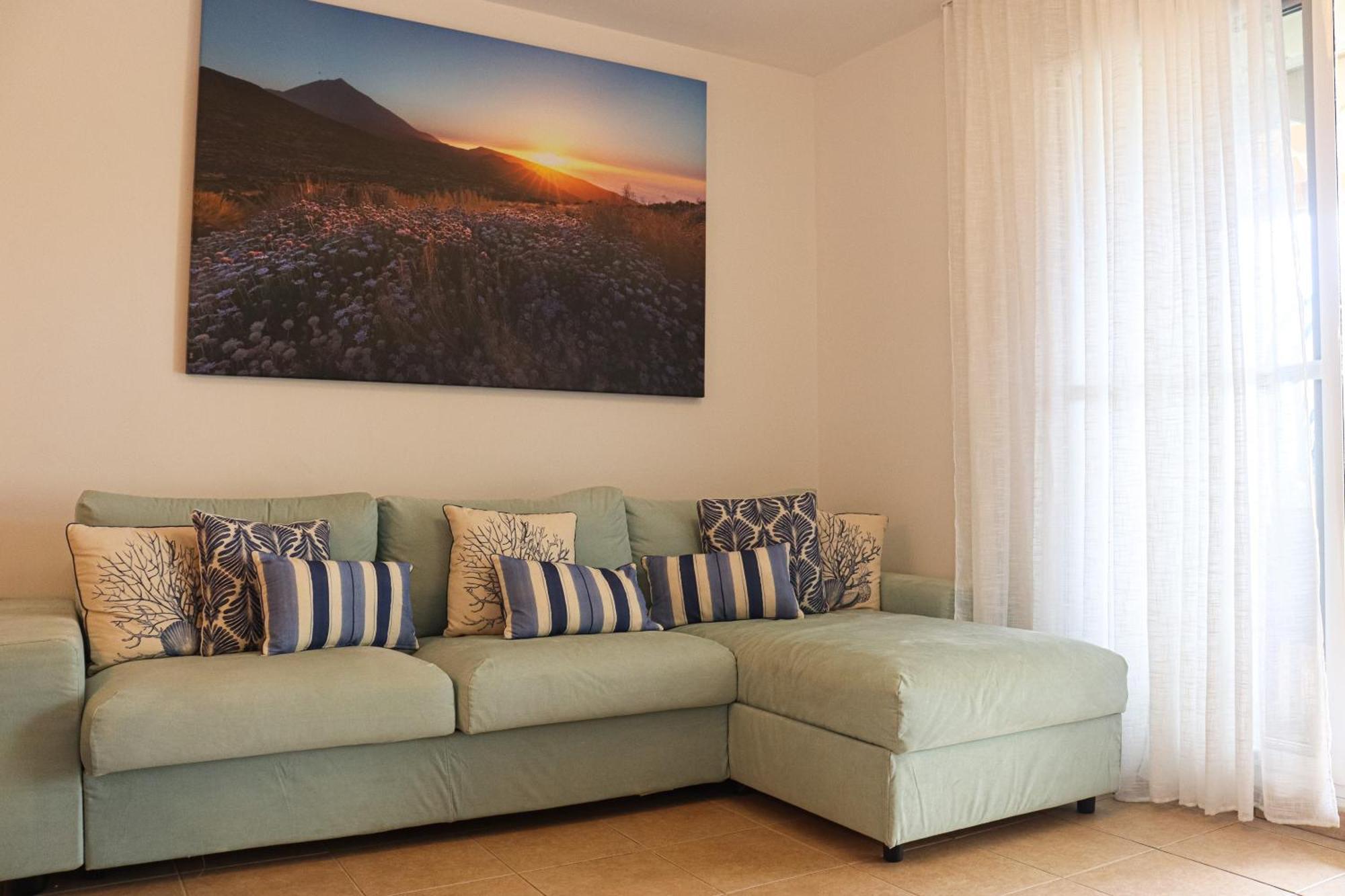 Cozy Oasis Vista Mare